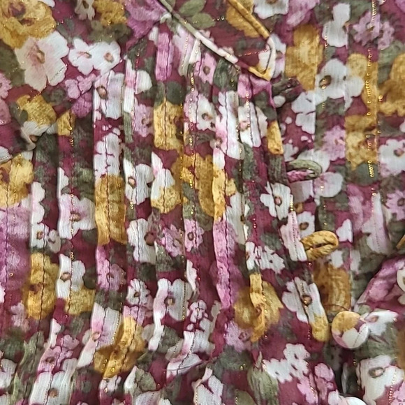 Torrid Crinkle Chiffon Smocked Floral Blouse - Size 0 (L 12) - Picture 4 of 9